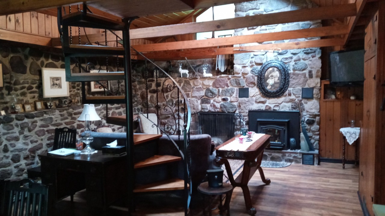 Photo of Livingroom in Webster Crossing