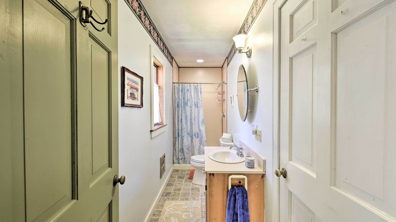 Photo of Bathroom in Menemsha