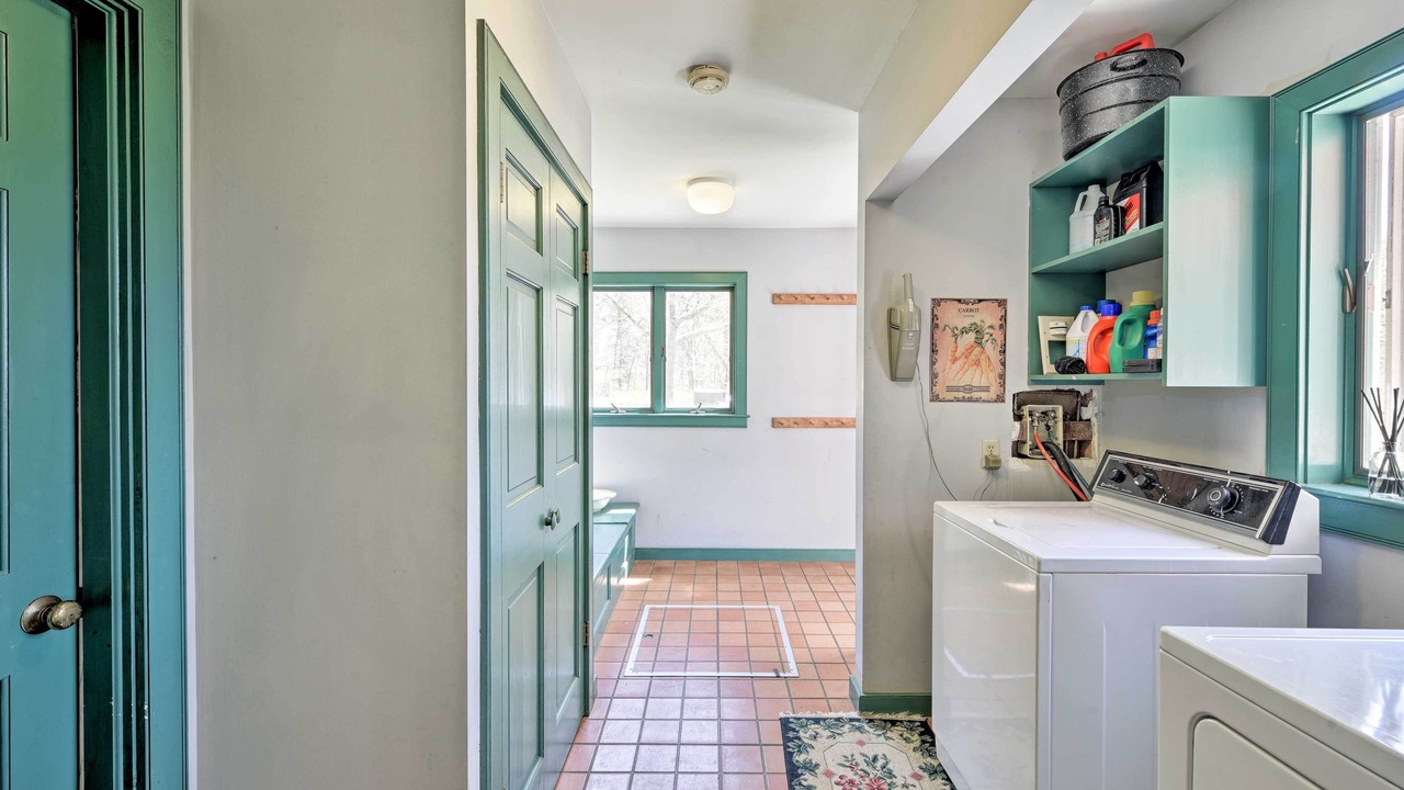Photo of Bedroom in Menemsha