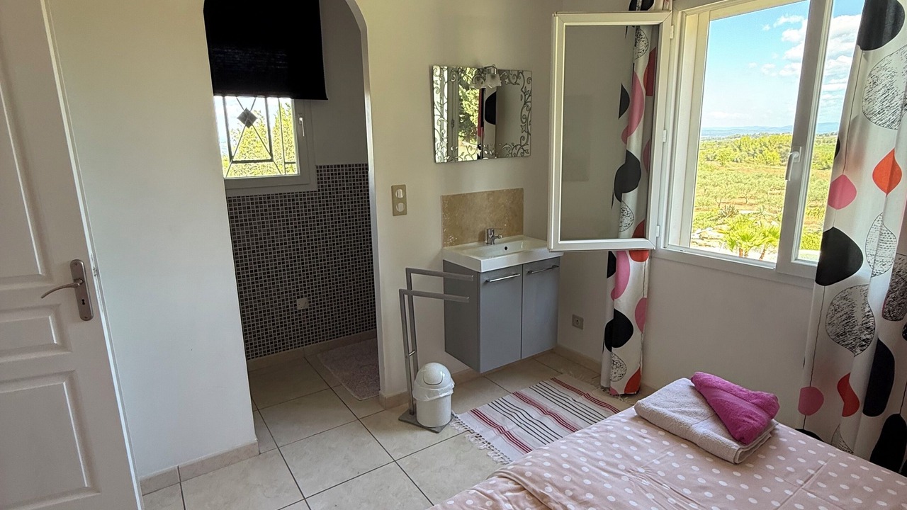 Photo of Bedroom in Montagnac