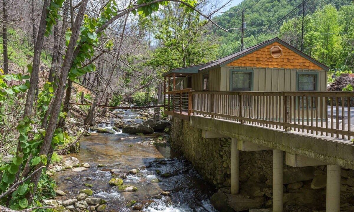 Photo of Others in Gatlinburg