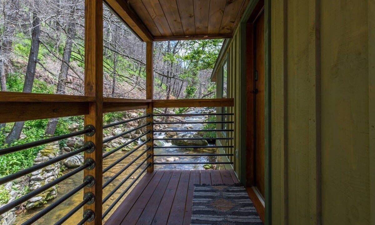 Photo of Others in Gatlinburg