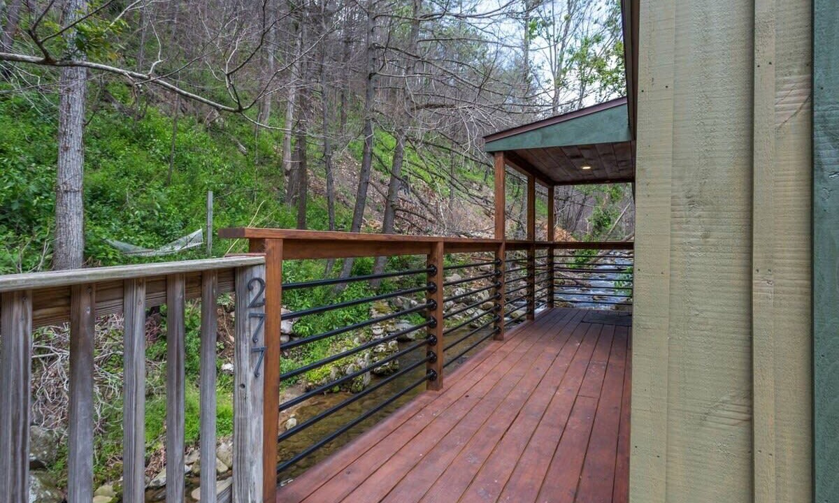 Photo of Others in Gatlinburg