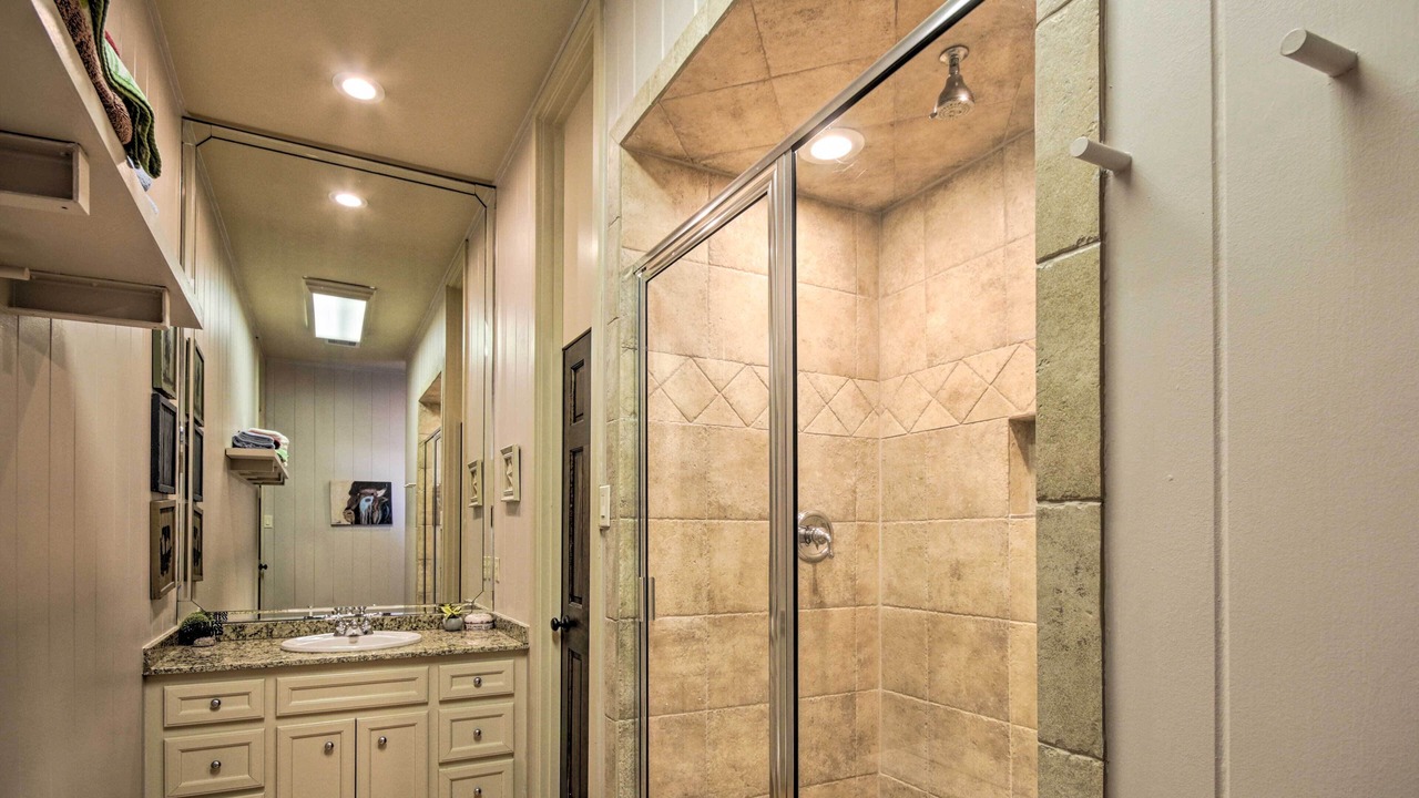 Photo of Bathroom in Lissie