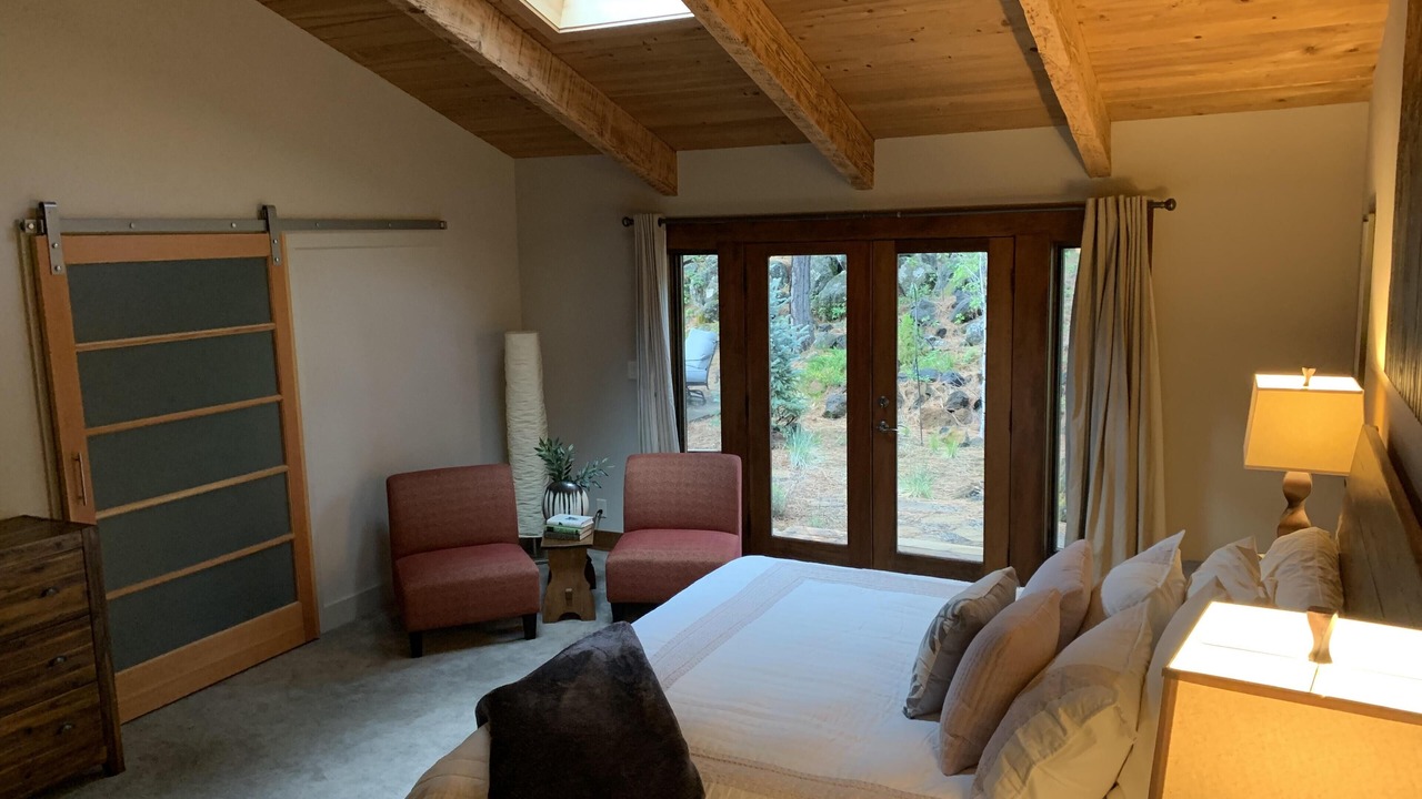 Photo of Bedroom in Black Butte Ranch
