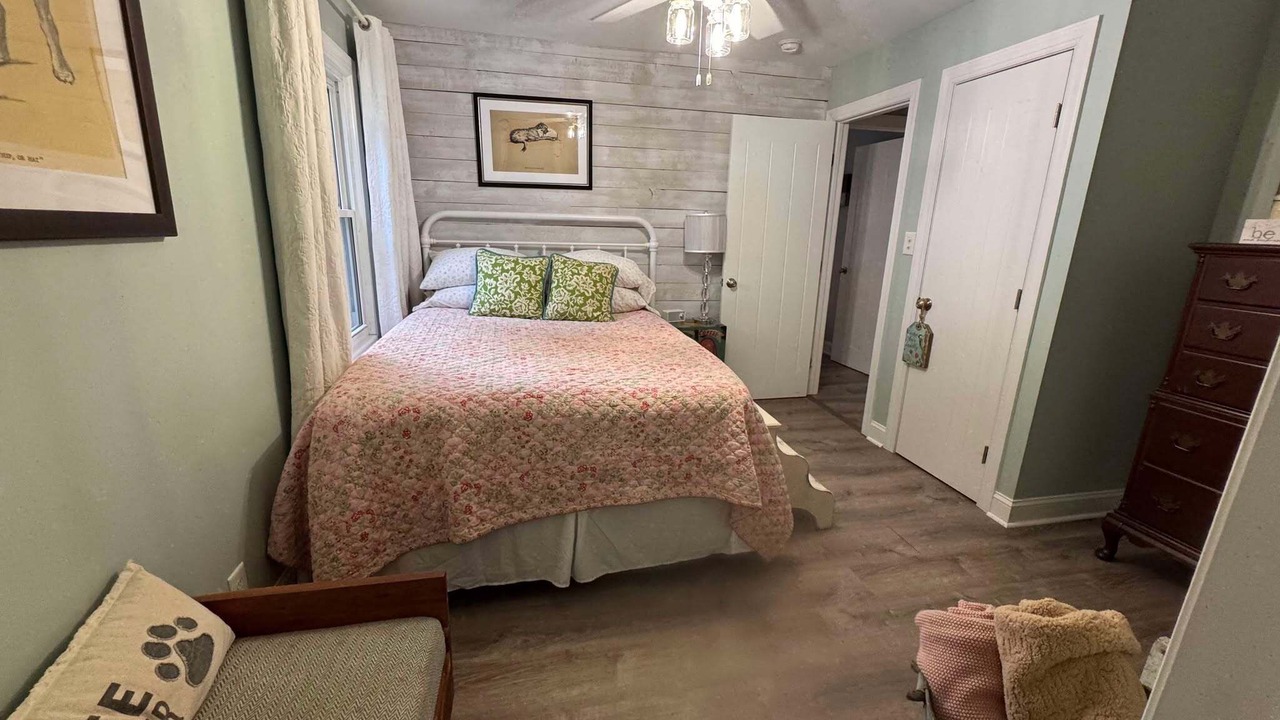 Photo of Bedroom in Wake Forest