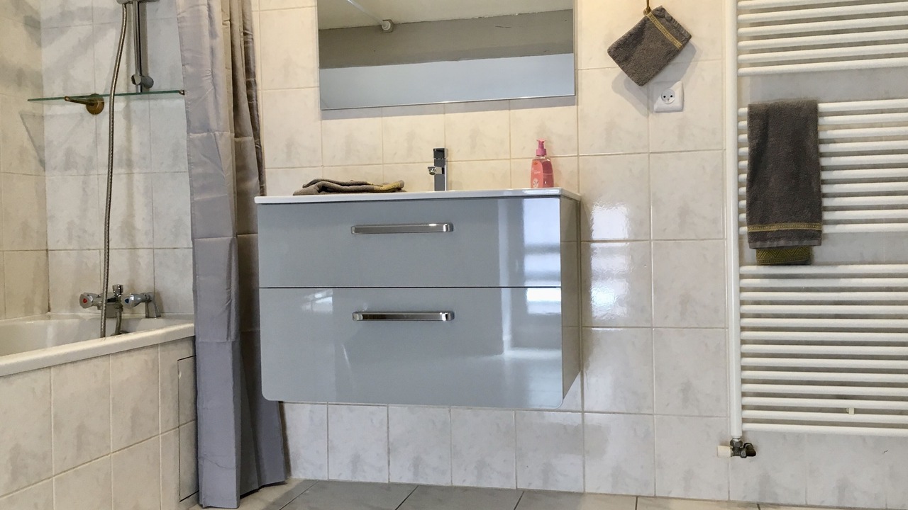 Photo of Bathroom in Cluny