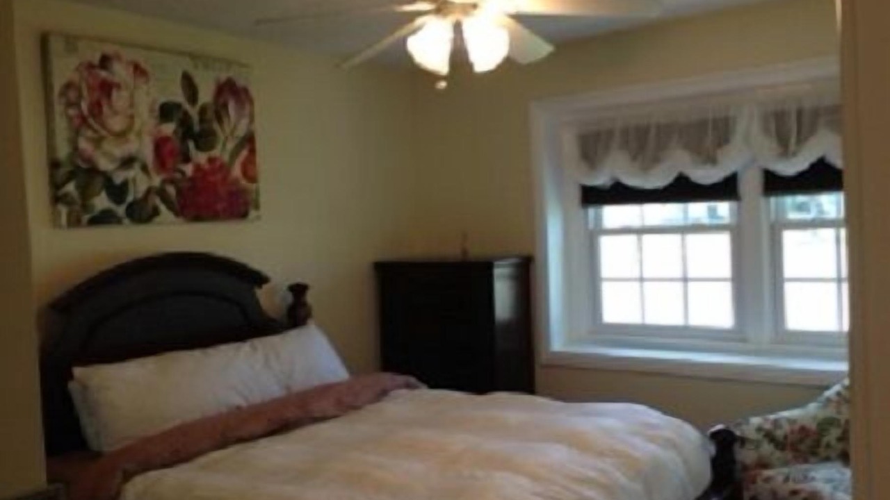 Photo of Bedroom in Huntington Beach