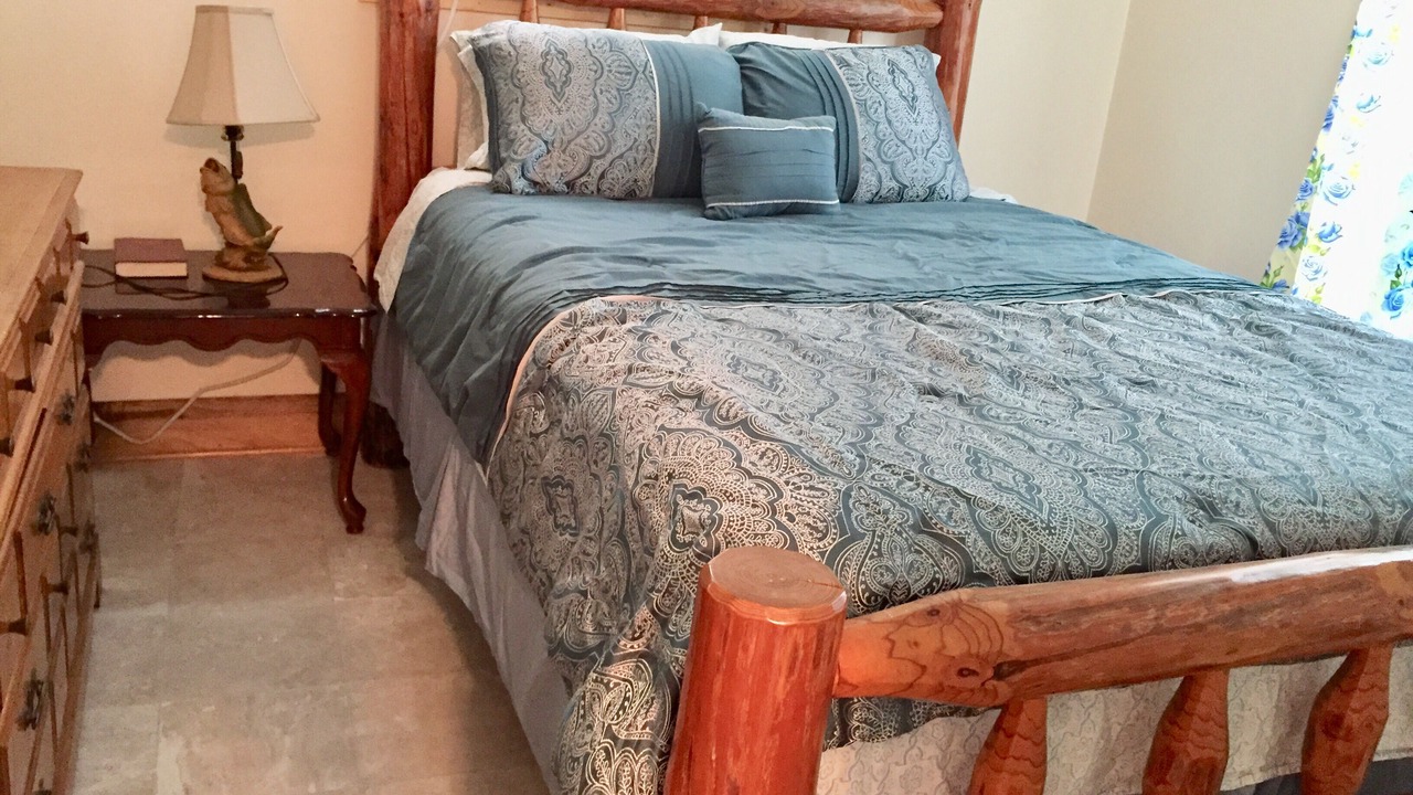 Photo of Bedroom in Onalaska