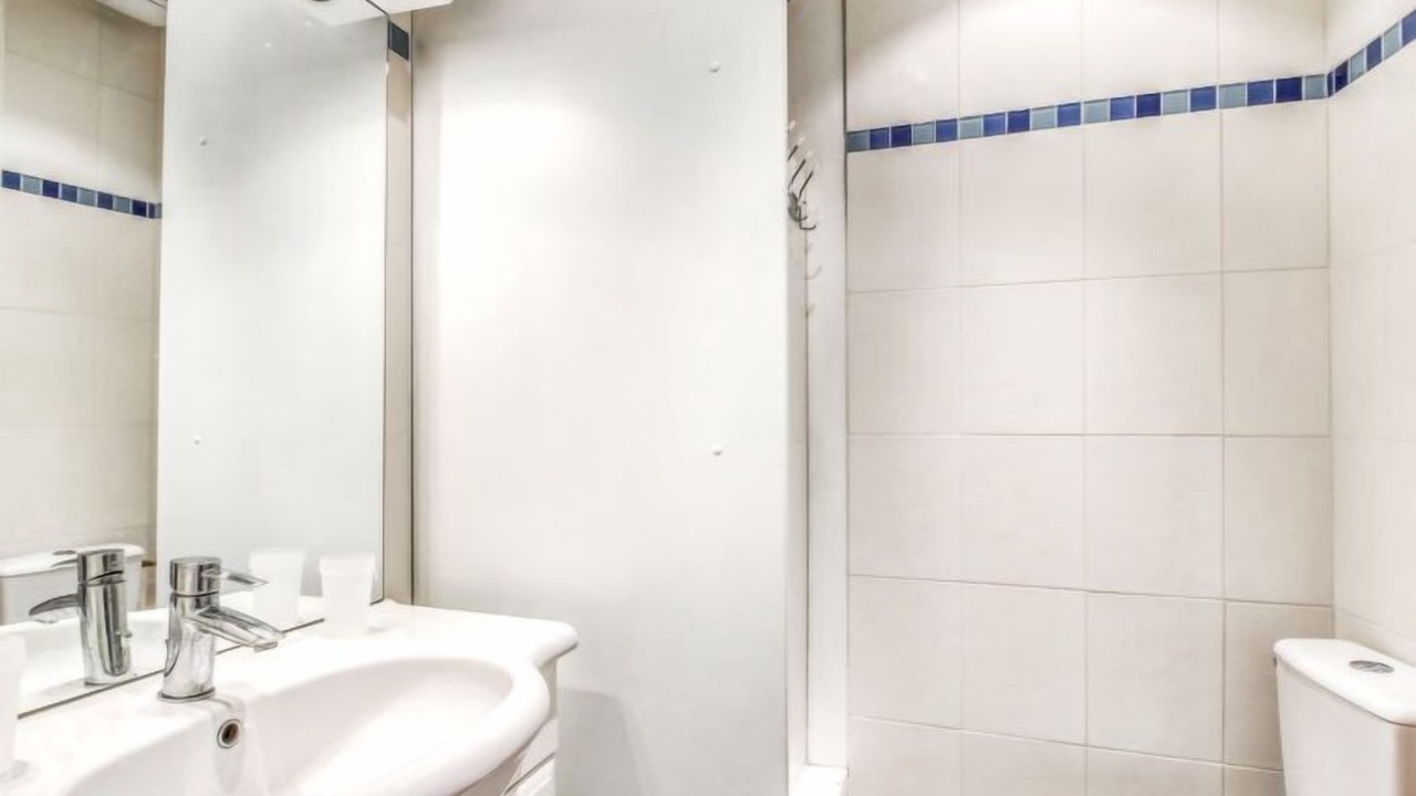 Photo of Bathroom in Intra Muros