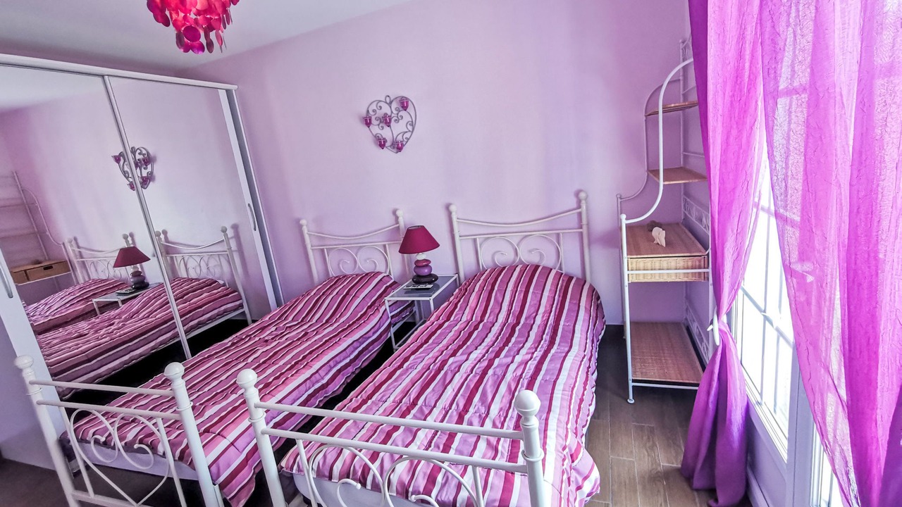 Photo of Others in Esperance-Cottages