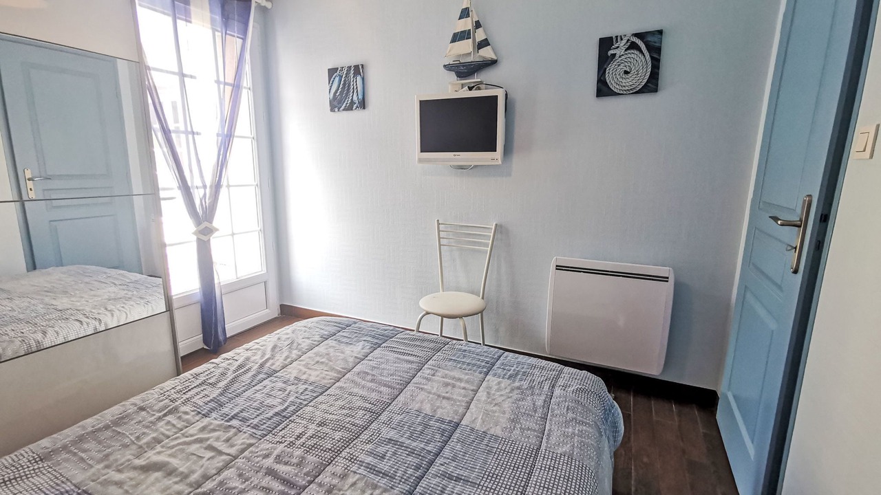 Photo of Others in Esperance-Cottages