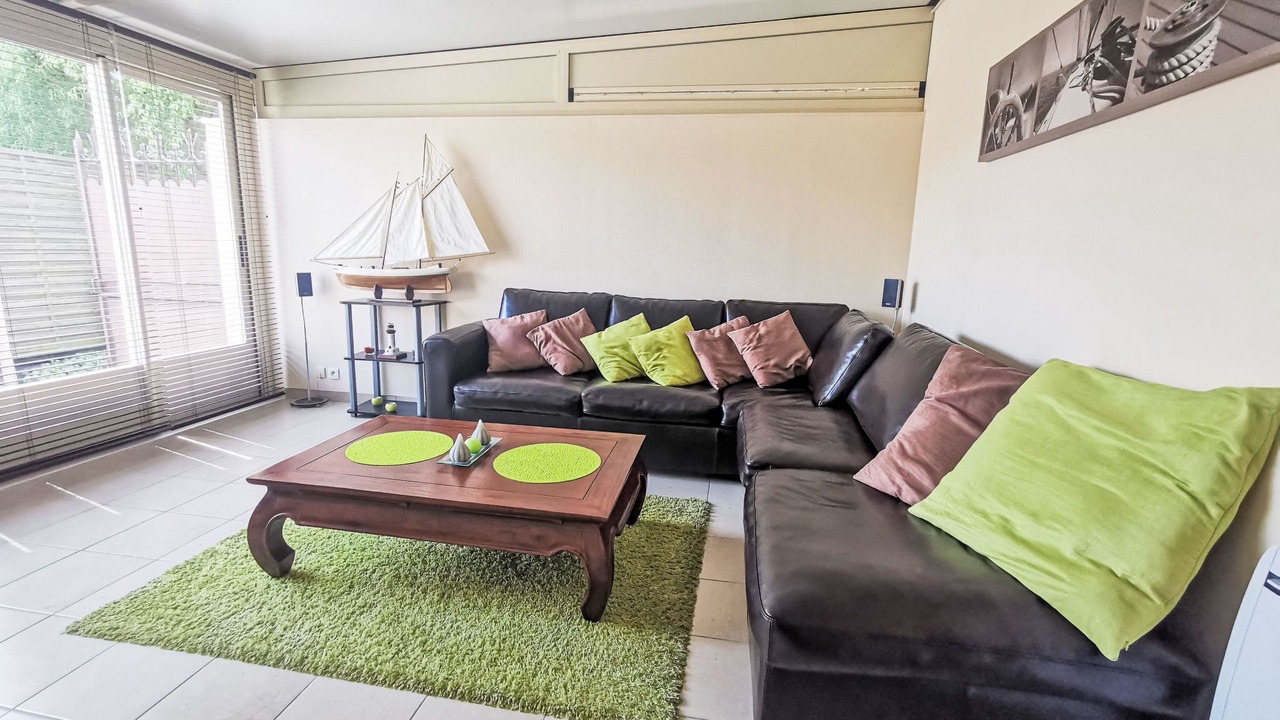 Photo of Livingroom in Esperance-Cottages