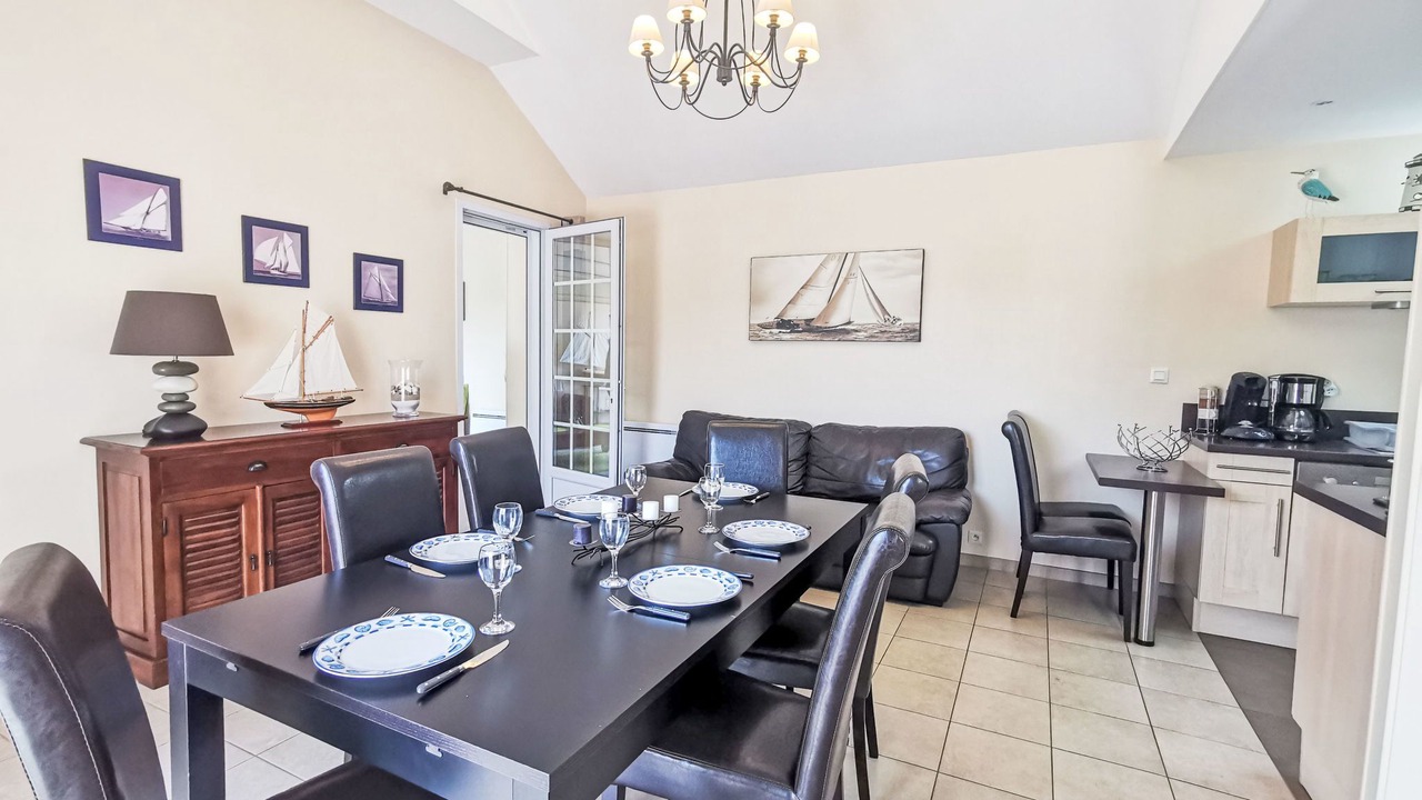 Photo of Bedroom in Esperance-Cottages