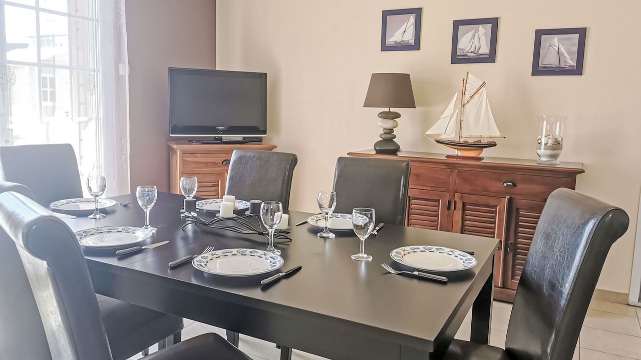 Photo of Bedroom in Esperance-Cottages