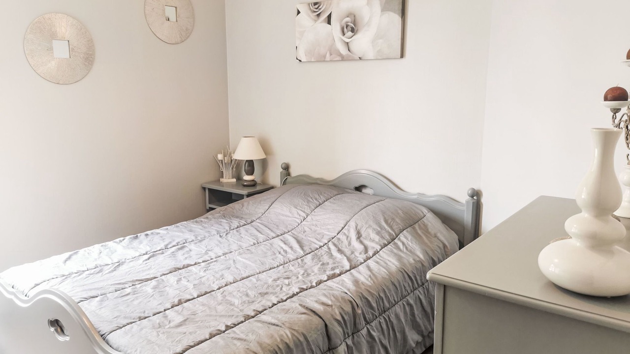 Photo of Others in Esperance-Cottages