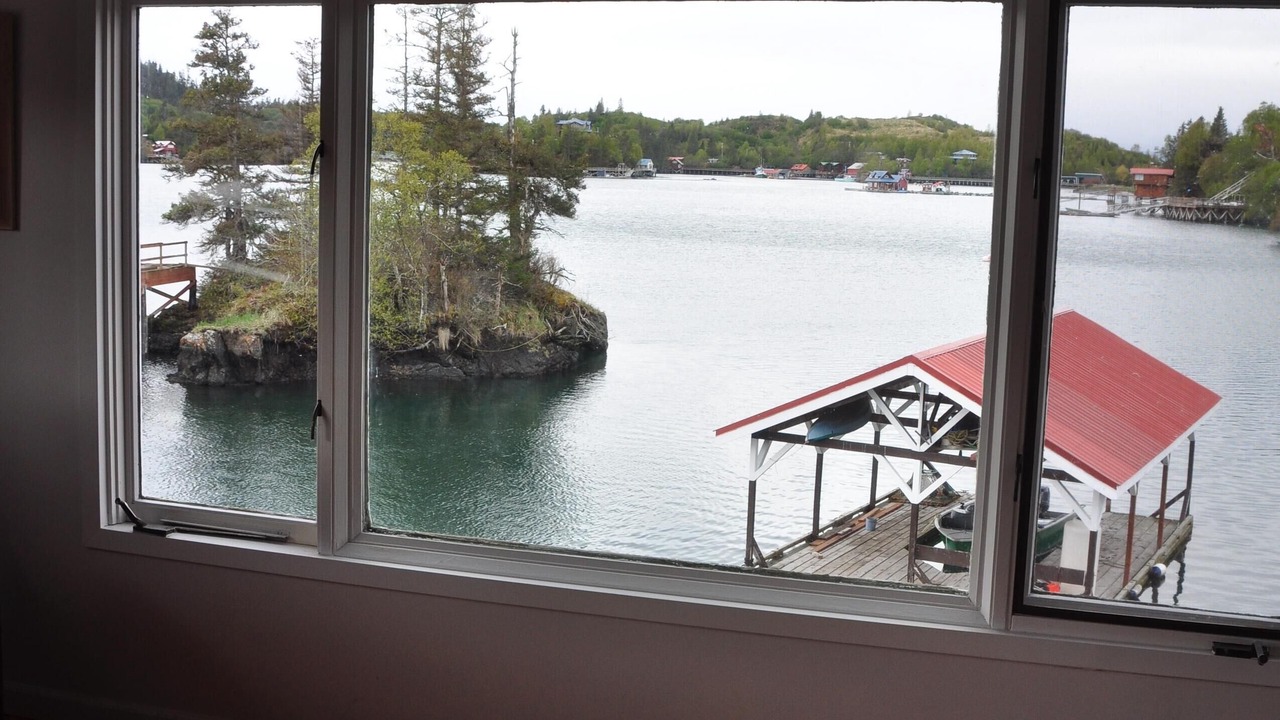Photo of Others in Halibut Cove