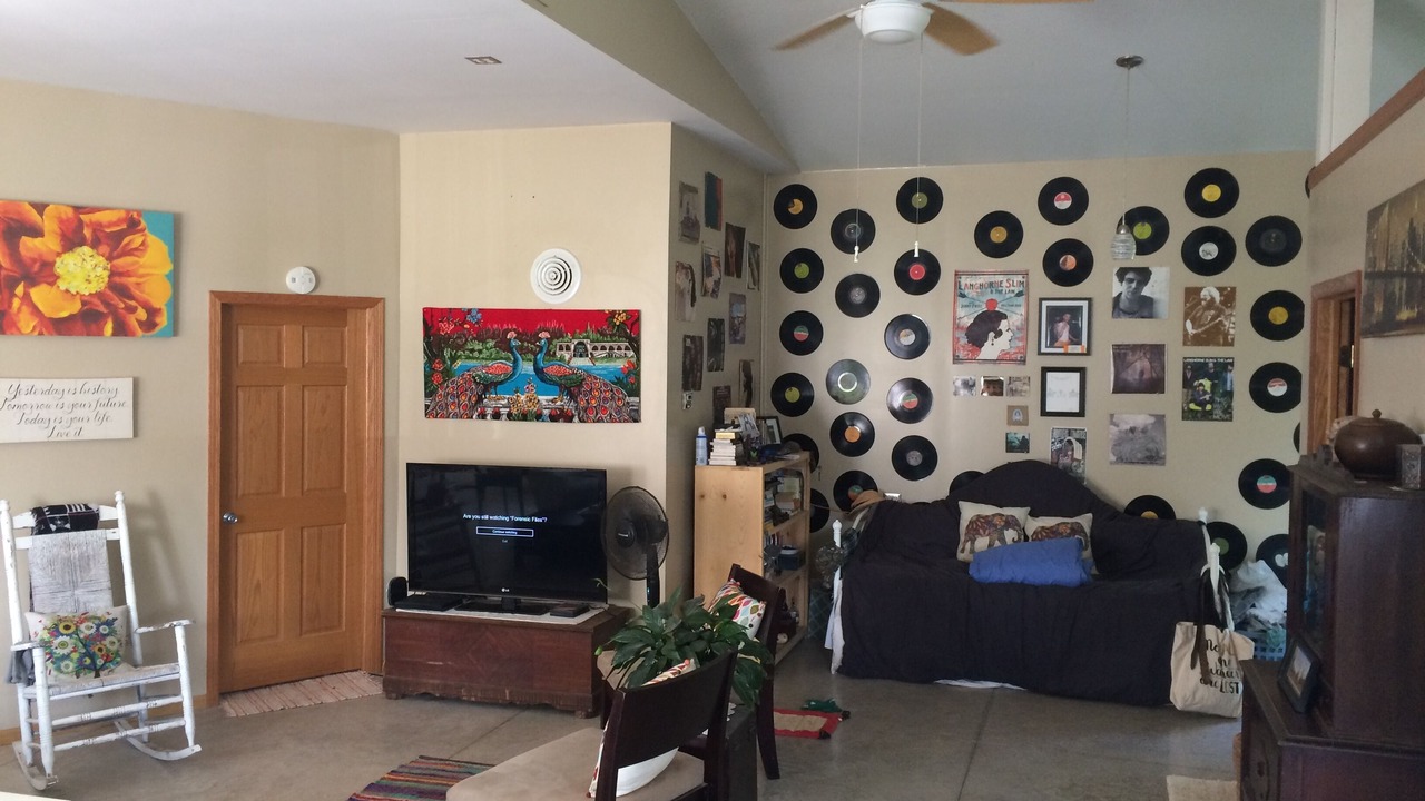 Photo of Livingroom in Troy Grove