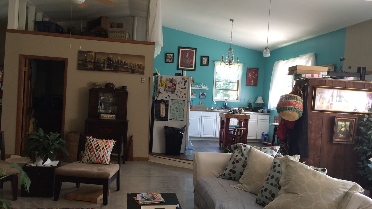 Photo of Livingroom in Troy Grove