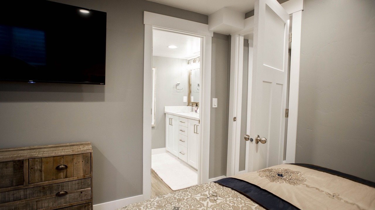 Photo of Bedroom in Sandy