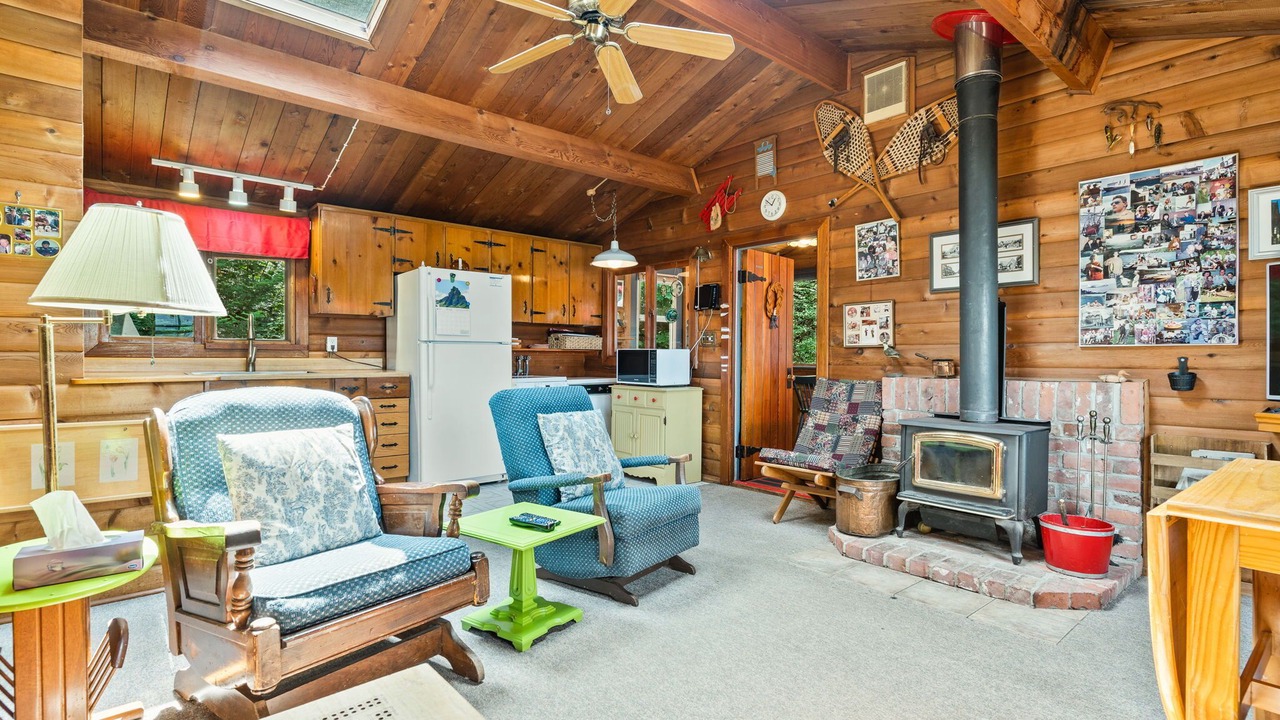 Photo of Livingroom in Minden Hills
