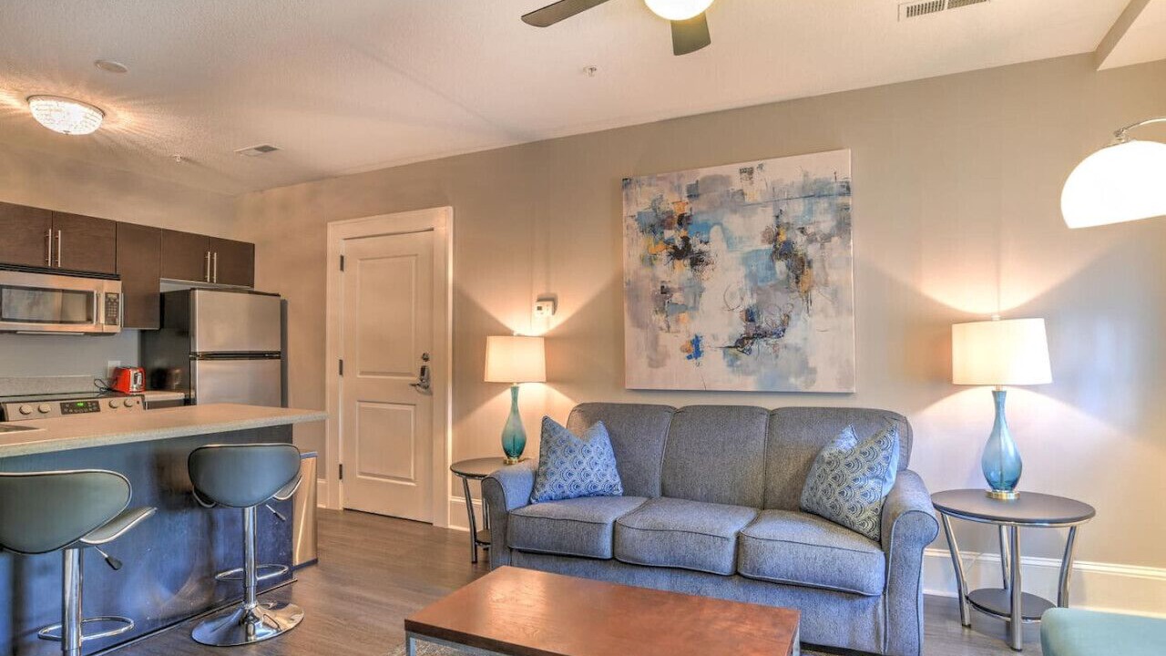 Photo of Livingroom in Asheville