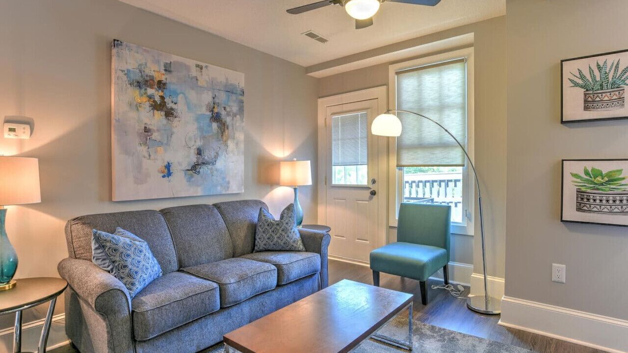 Photo of Livingroom in Asheville
