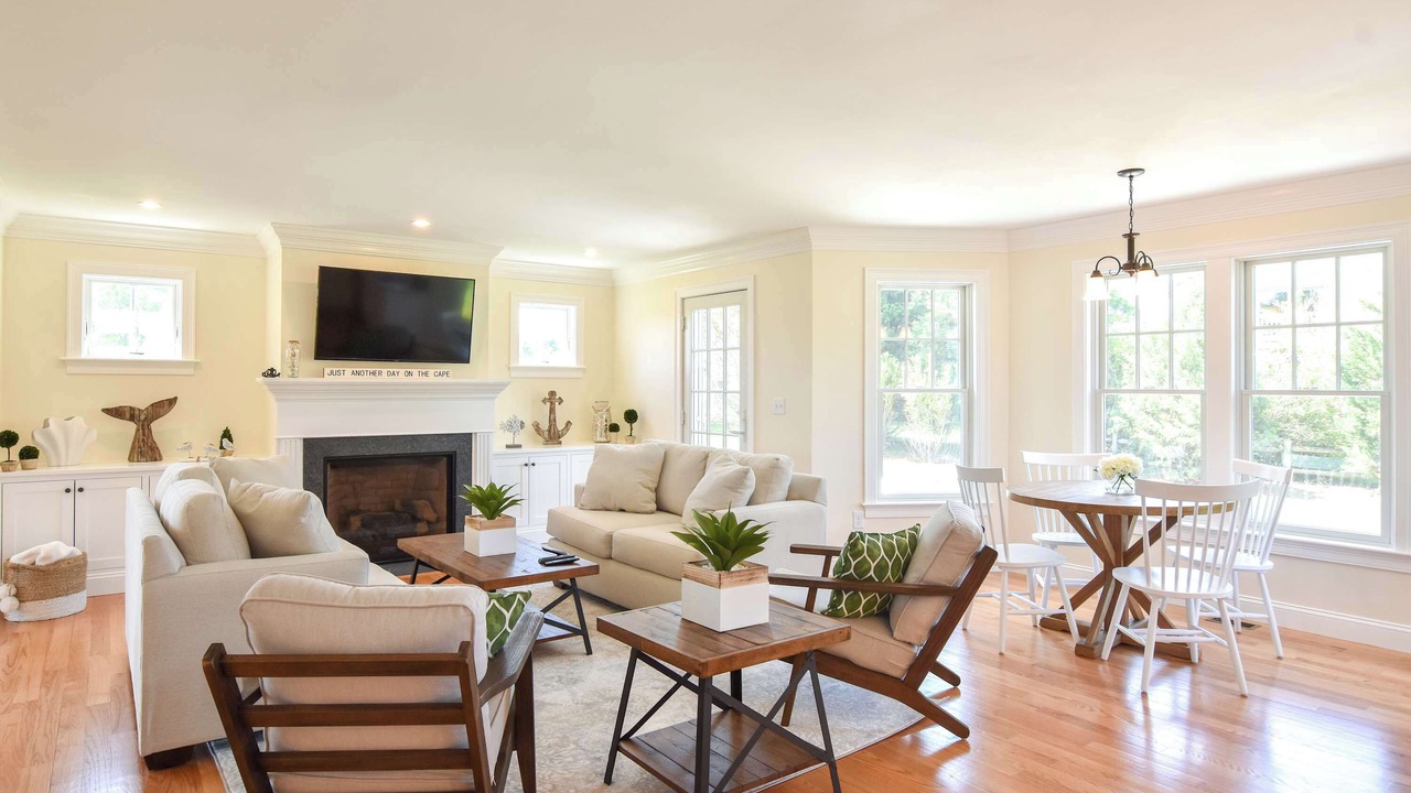 Photo of Livingroom in East Orleans