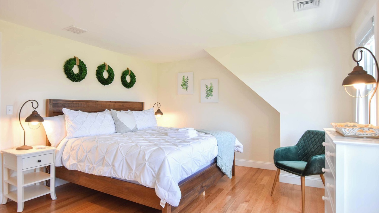 Photo of Bedroom in East Orleans