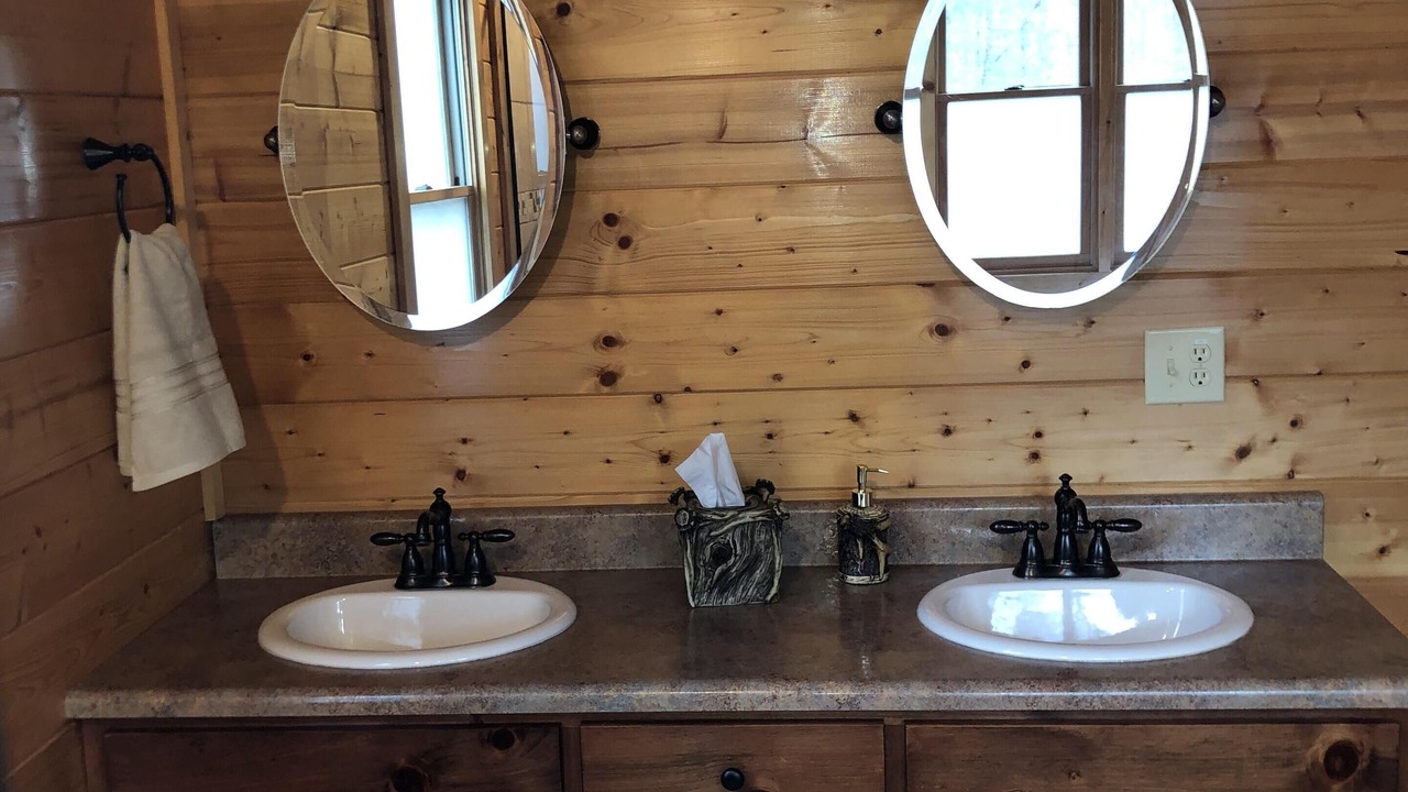 Photo of Bathroom in Blue Ridge