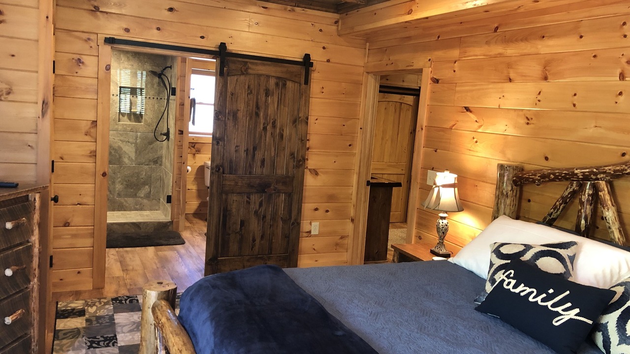 Photo of Bedroom in Blue Ridge