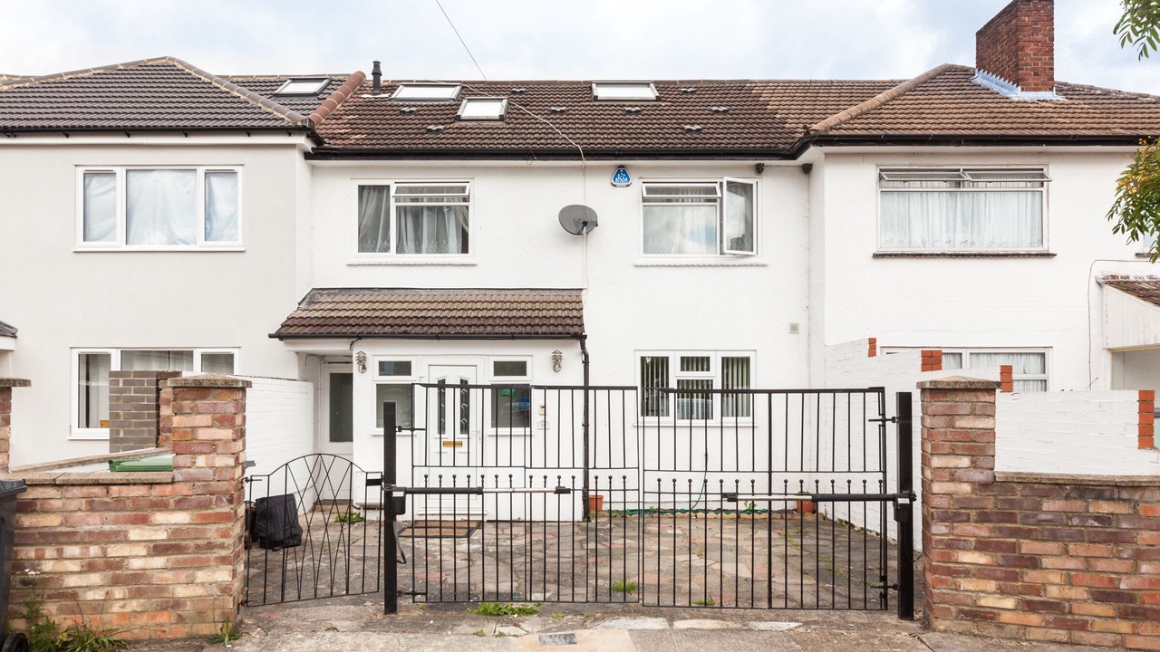 Photo of Outdoor in Coombe Hill