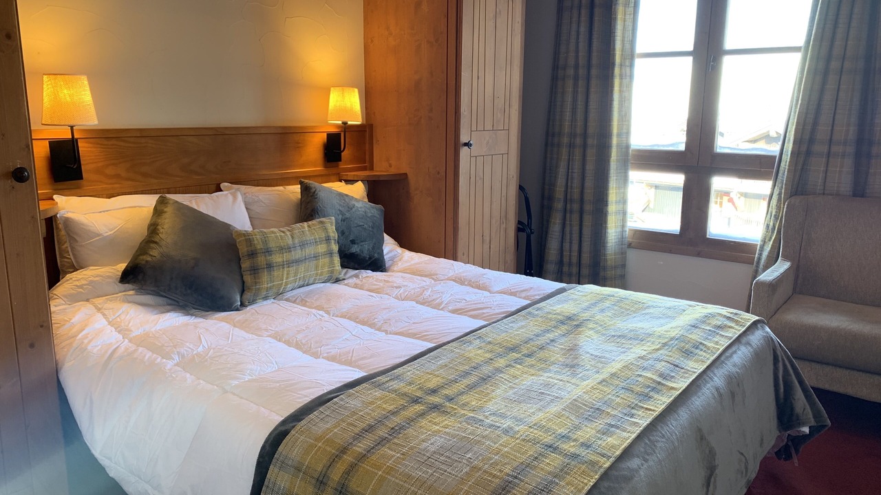 Photo of Others in Arc-1950