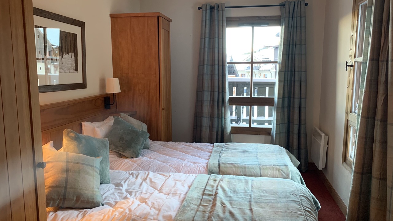 Photo of Others in Arc-1950