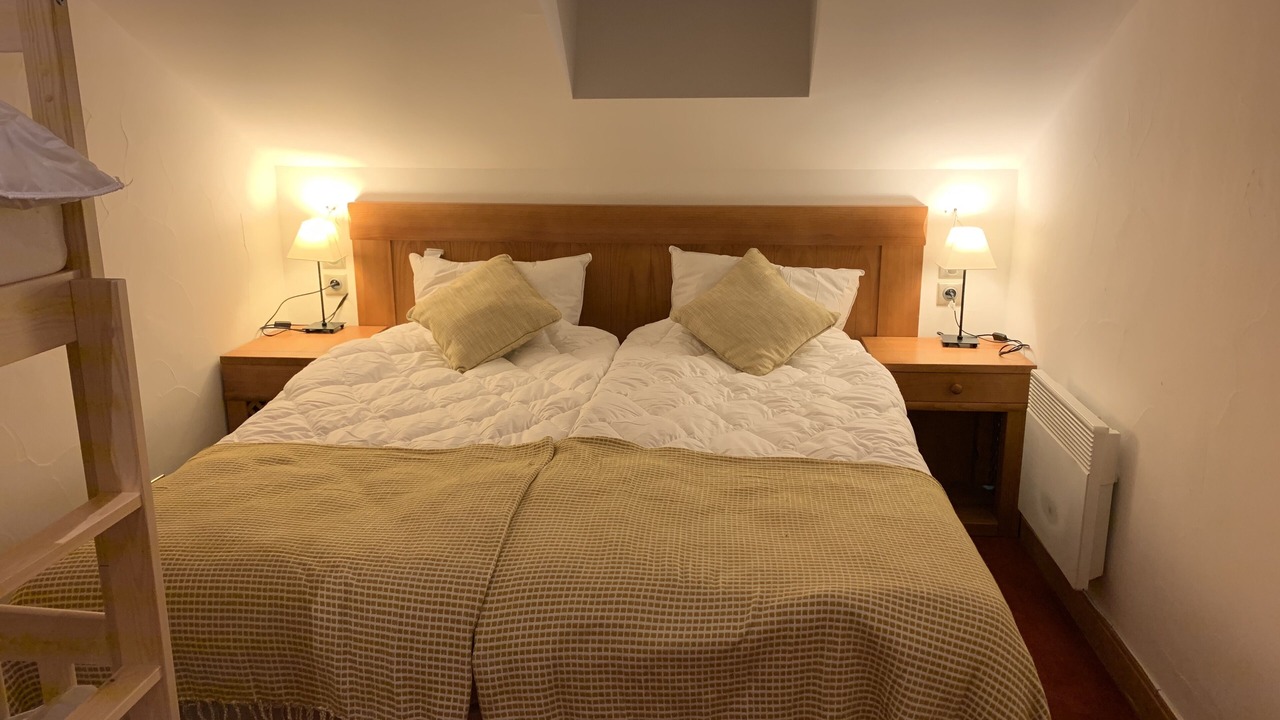 Photo of Others in Arc-1950