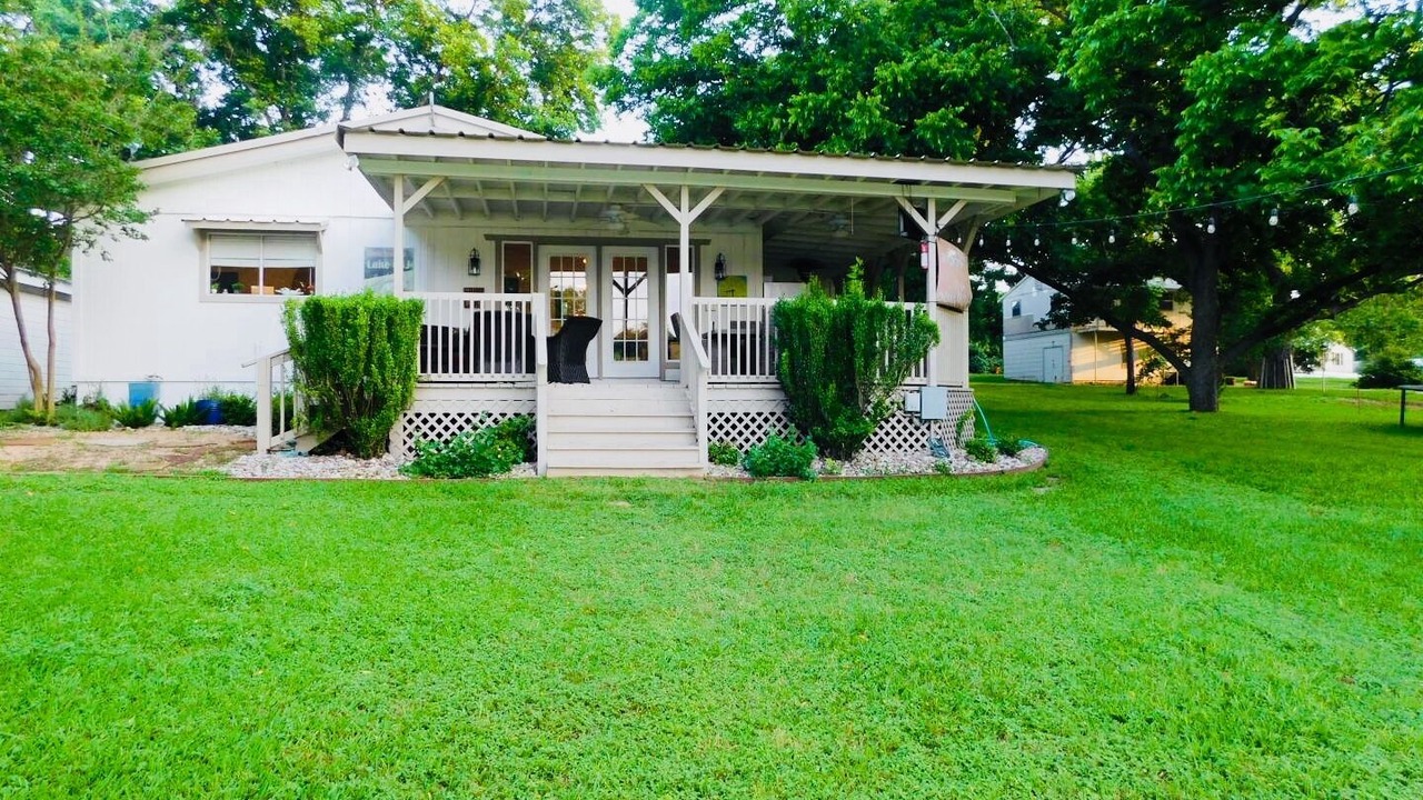 Photo of Outdoor in Burnet