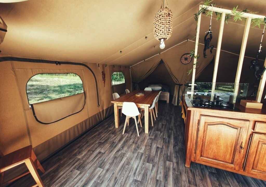 Photo of Bedroom in Engravies