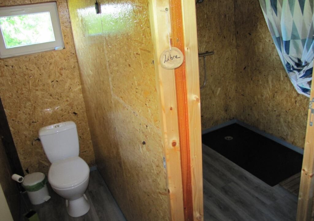 Photo of Bathroom in Engravies