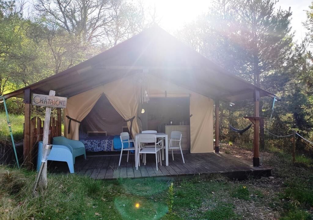 Photo of Bedroom in Engravies