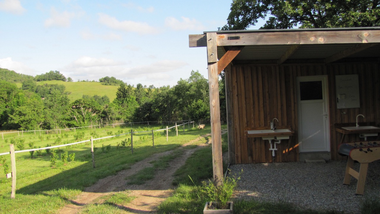 Photo of Outdoor in Engravies