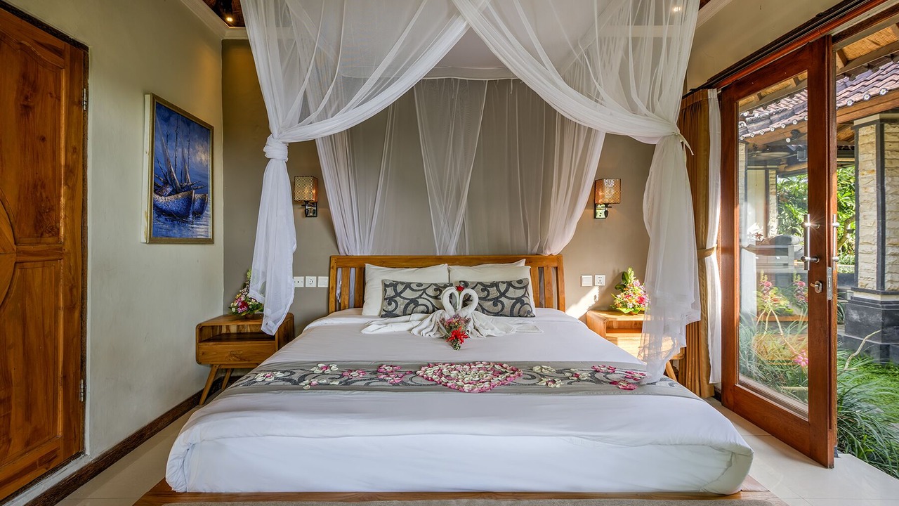 Photo of Bedroom in Tumbak Bayuh