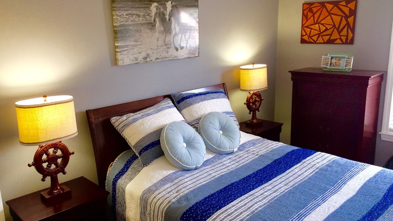 Photo of Bedroom in Ocean Bluff-Brant Rock