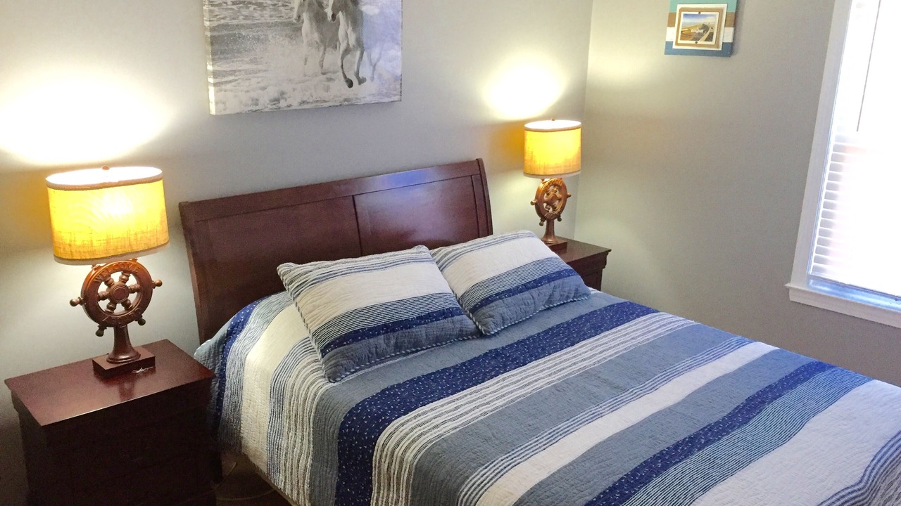 Photo of Bedroom in Ocean Bluff-Brant Rock