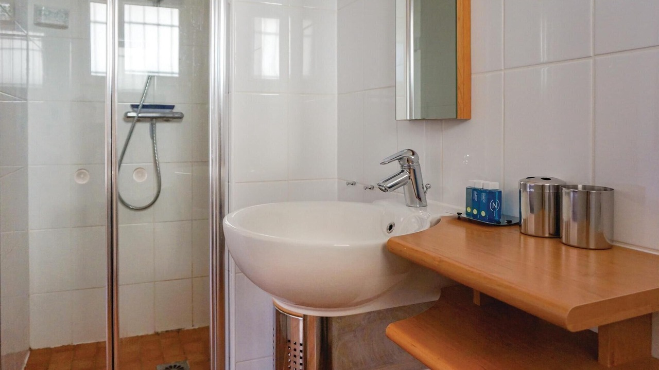 Photo of Bathroom in Prades-sur-Vernazobre