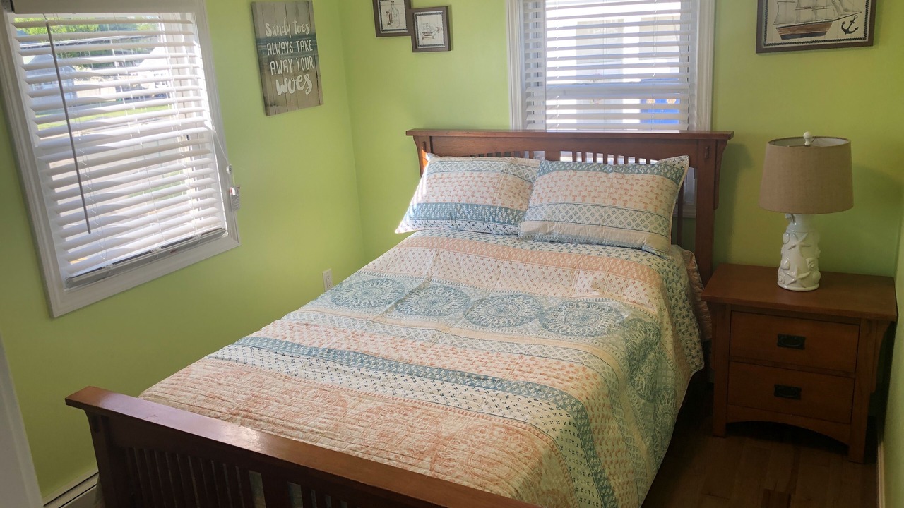 Photo of Bedroom in Ocean Bluff-Brant Rock