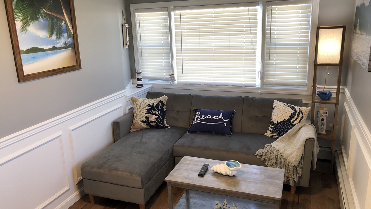 Photo of Livingroom in Ocean Bluff-Brant Rock