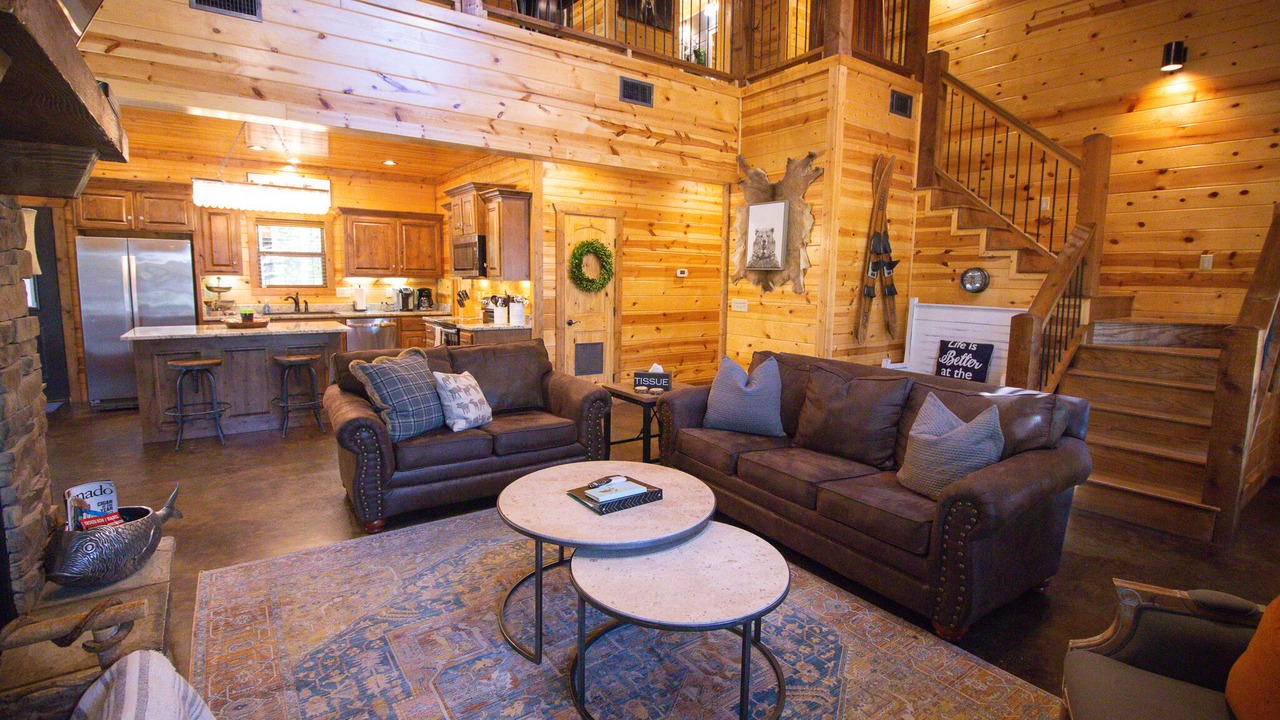 Photo of Livingroom in Broken Bow