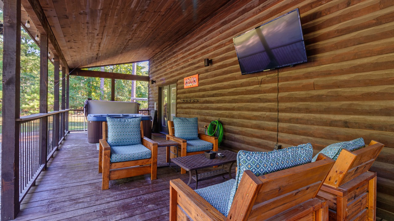 Photo of Patio Balcony in Broken Bow