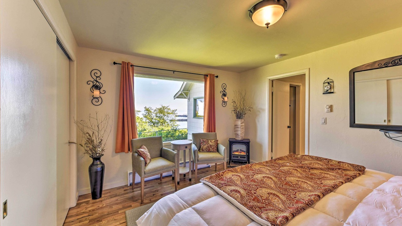 Photo of Bedroom in Port Angeles