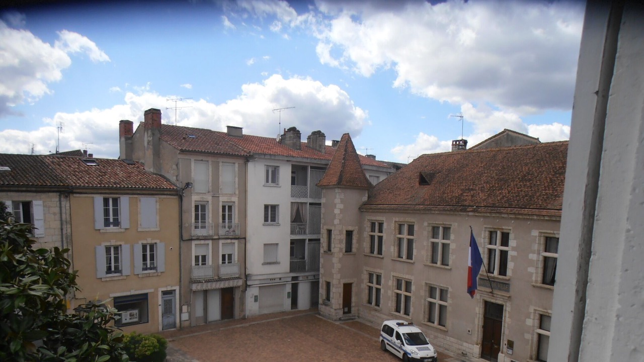 Photo of Others in Nerac